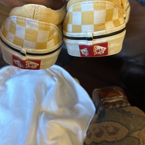 Vans - Picture 5 of 5